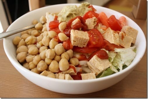 salad with chickpeas