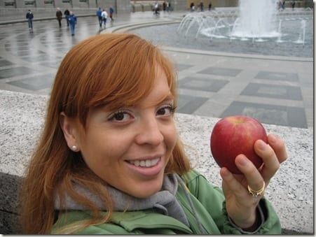 monica with apple