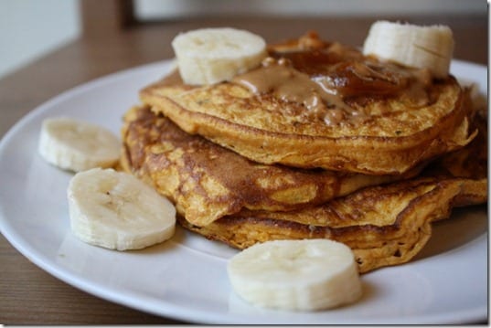 pancakes with peanut butter