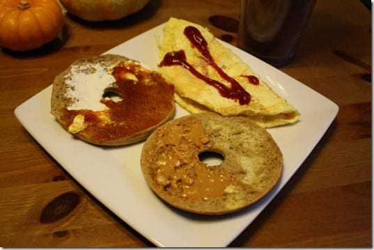 pumpkin spice bagel thins breakfast