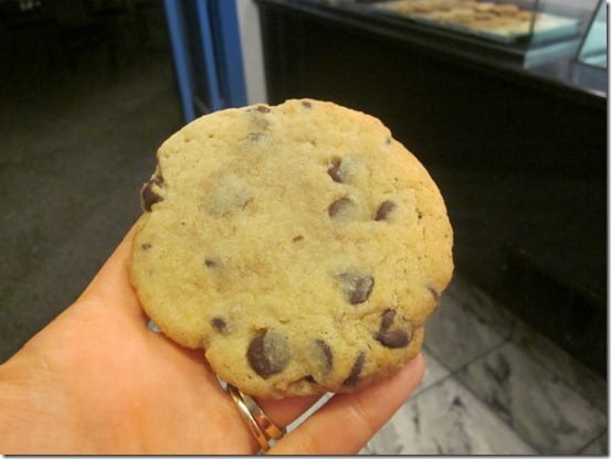 chocolate chip cookie