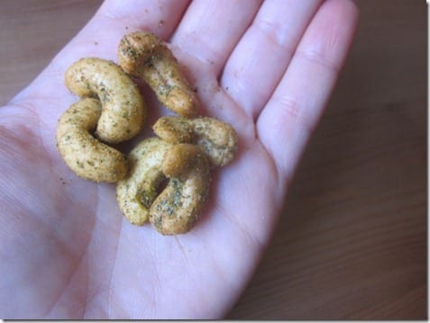 thai lime and chili cashews