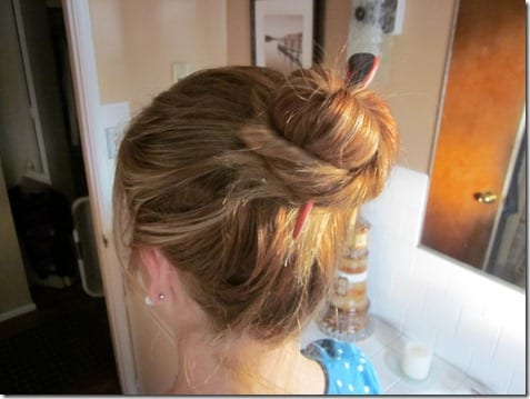 easy bun for a lot of hair