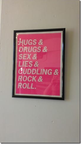 hugs not drugs (450x800)