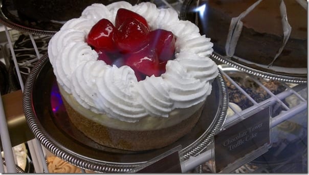 strawberry cheesecake from cheesecake factory (800x450)