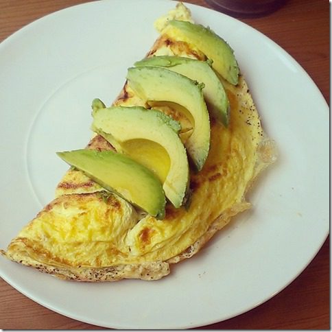 avocado omelet (800x800)