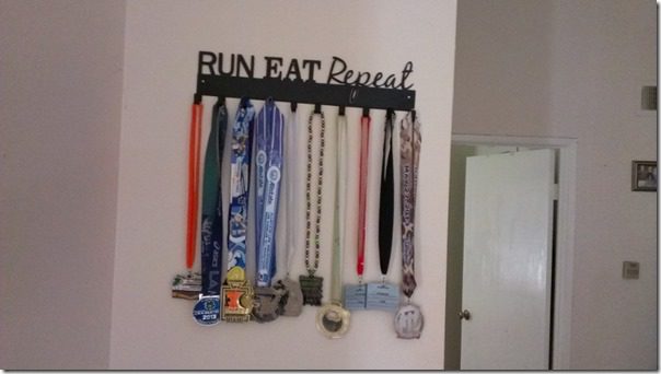 sporthooks medal hanger giveaway (800x450)