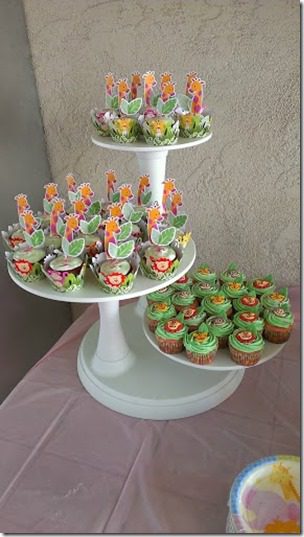 baby shower cupcake stand (287x510)