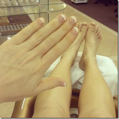 french manicure (800x800)