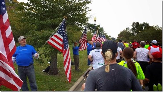 flags at marine corps marathon course (800x450)