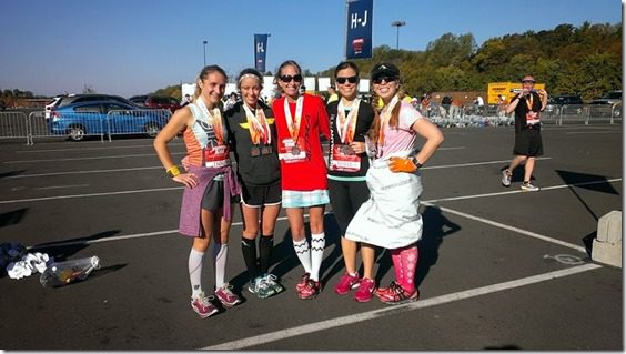 post half marathon with running bloggers (800x450)