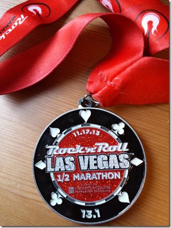 las vegas half marathon medal (800x600)