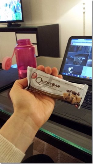 quest bar in hotel (450x800)