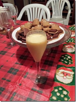 eggnog and christmas cookies (376x501)