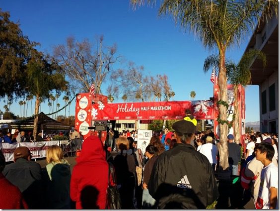 holiday half marathon start line (668x501)