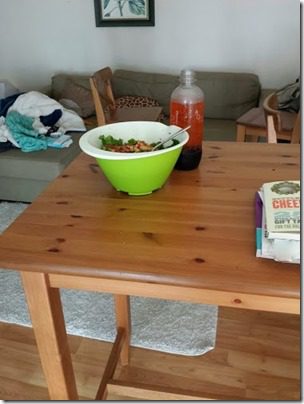 salad in the front room (376x501)