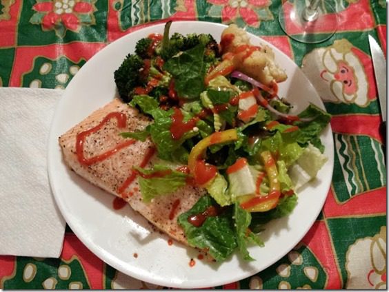 salmon and salad christmas dinner (668x501)