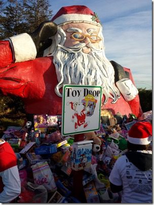 toy drop at santa to the sea (600x800)