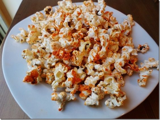 sriracha popcorn food blog healthy snack 