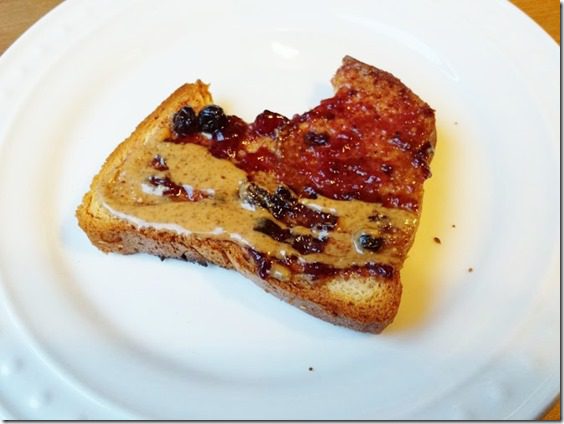 almond butter and jelly toast (669x502)