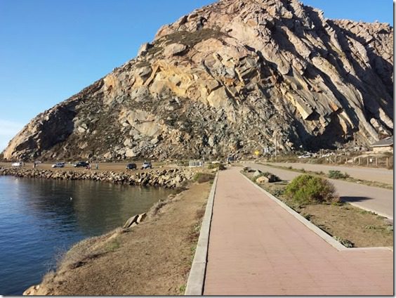 path to the rock in morro bay california travel blog (669x502)