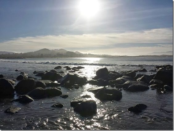 rocks and sunrise morro bay travel blog (669x502)