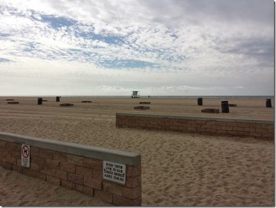 surf city marathon beach finish line (669x502)