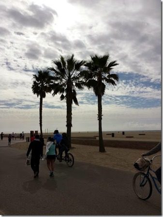 surf city marathon post race walk (376x502)