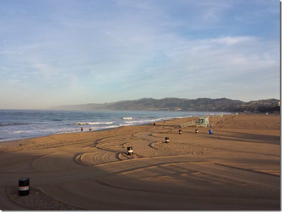 running on santa monica pier (800x600)