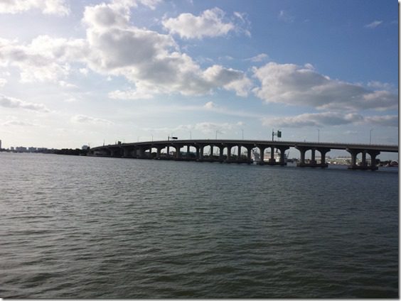 miami running bridge (800x600)