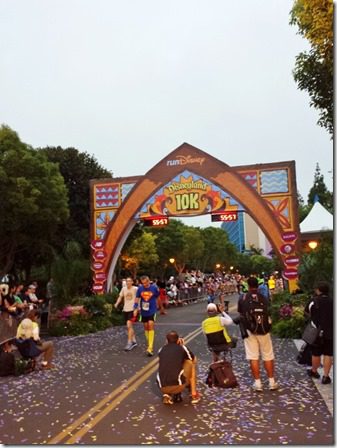 disneyland 10k review finish line (600x800)