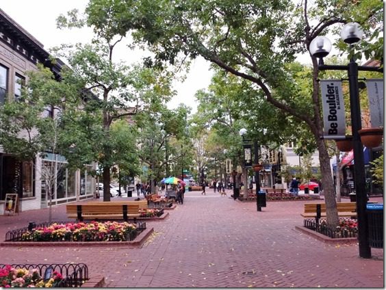 exploring boulder (800x600)