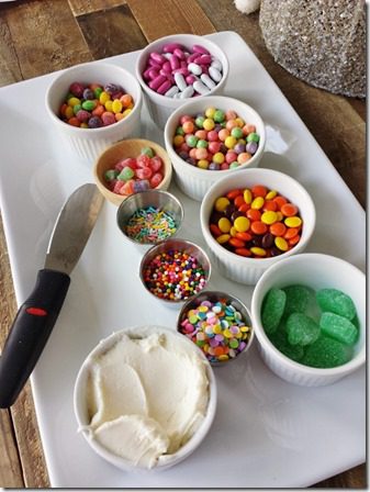 gingerbread house toppings 1 (600x800)