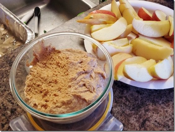 pb whipped fruit dip thing (800x600)