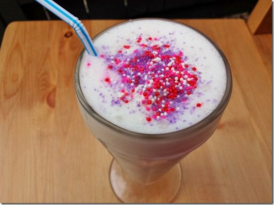 cake batter smoothie (800x600)