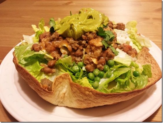 how to make a baked tortilla shell salad (800x600)