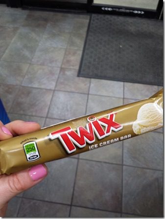 palm springs road trip twix (600x800)