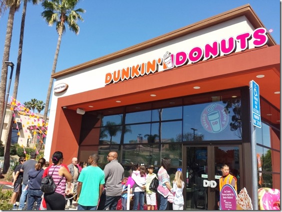 dunkin donuts opens in orange county blog 7 (800x600)