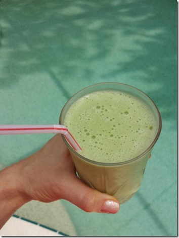 green monster smoothie (600x800)