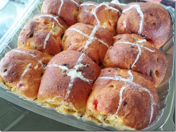 hot cross buns (800x600)