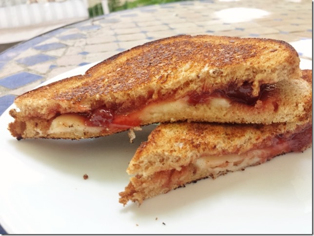 sweet and salty grilled cheese (800x600)