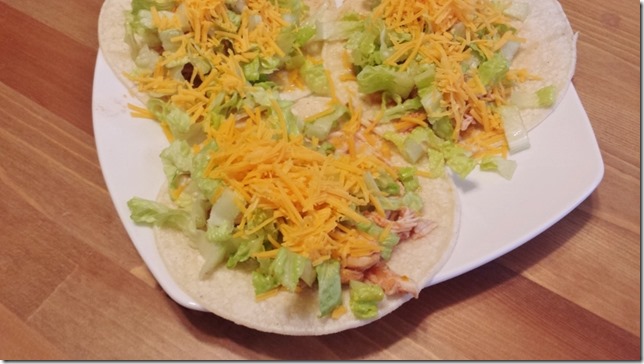 taco tuesday crockpot chicken (800x450)