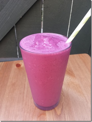 vega smoothie for breakfast oh yeah (600x800)