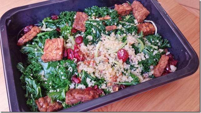veestro salad for lunch (800x450)