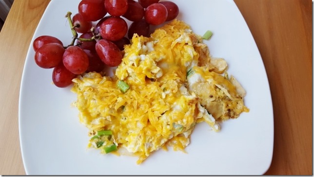 sunday cheesy eggs breakfast (800x450)