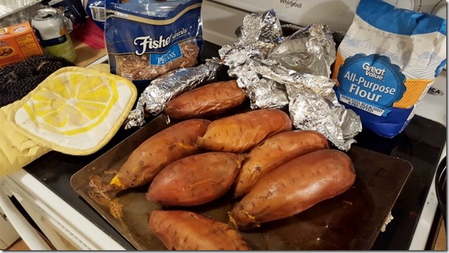 sweet potato casserole thanksgiving preparation 4 (800x450)