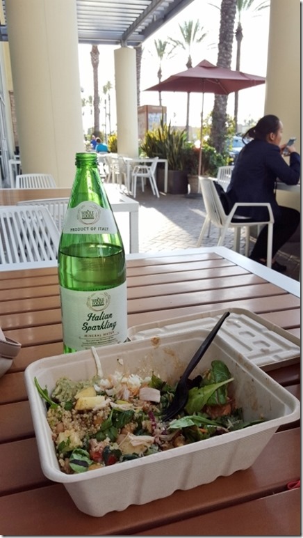 eating outside in socal (450x800)