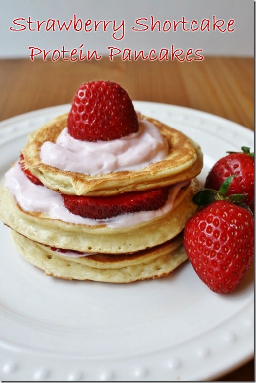 strawberry shortckae protein pancakes recipe