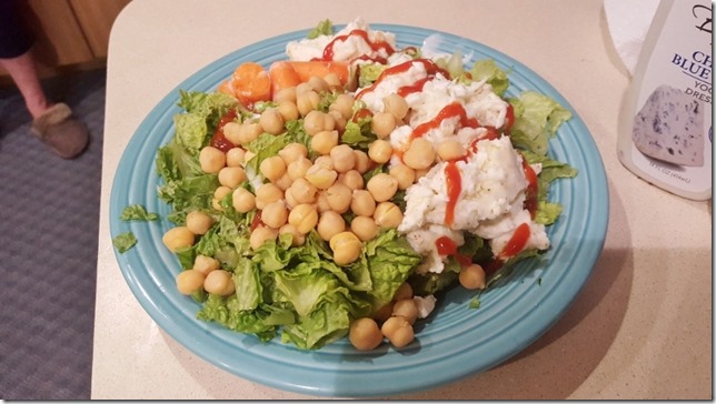 beans and eggs on salad like a weirdo (800x450)