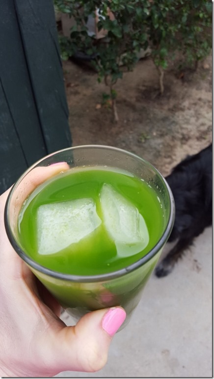 green juice while walking roxy (450x800)
